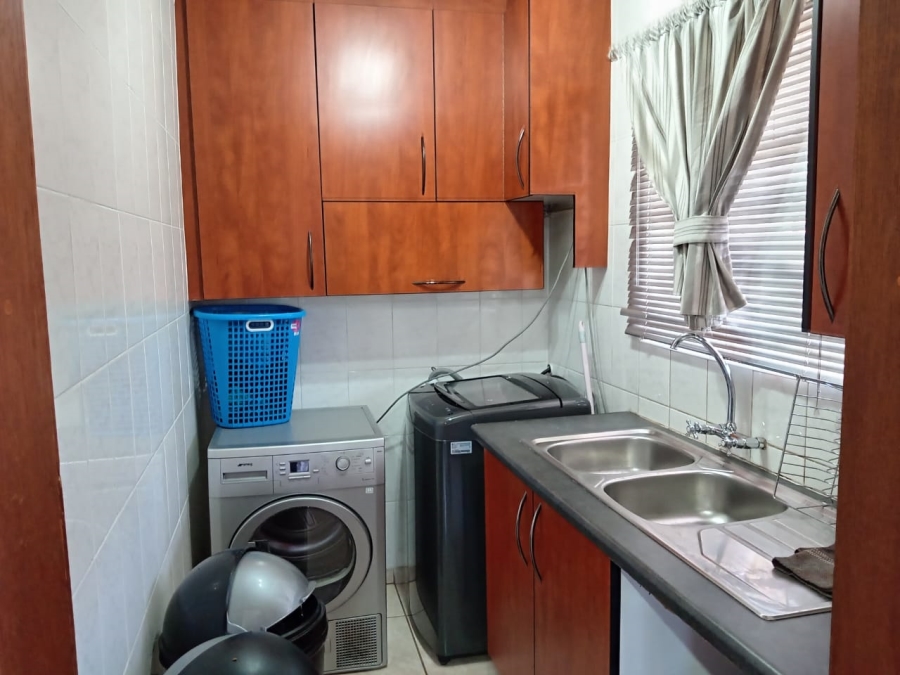 4 Bedroom Property for Sale in Roodepoort North Gauteng