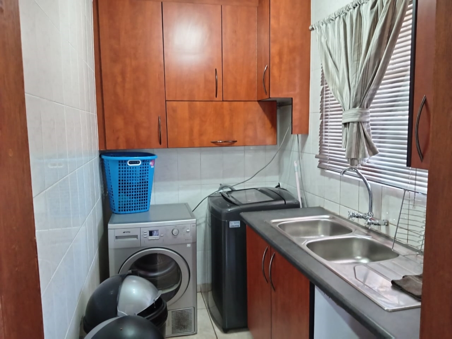 4 Bedroom Property for Sale in Roodepoort North Gauteng