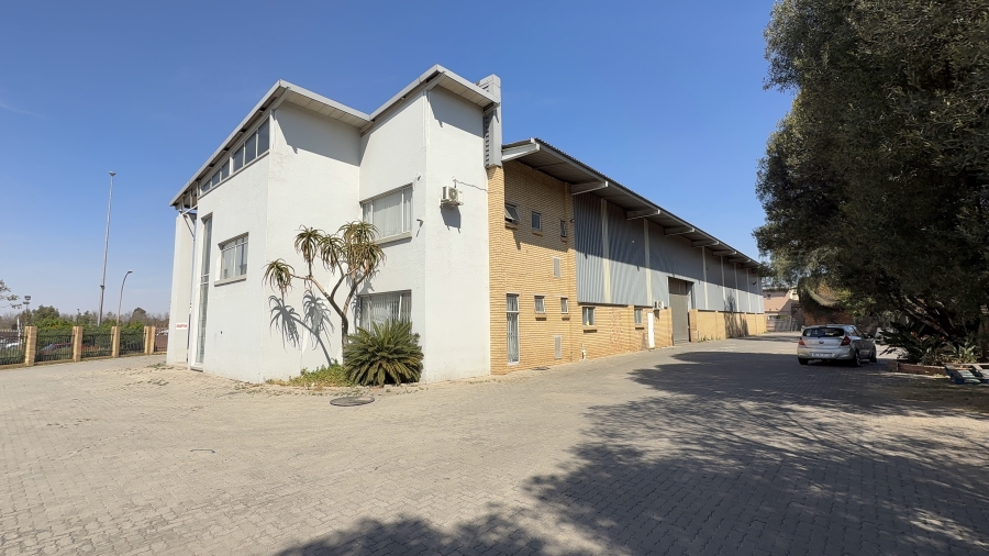 Commercial Property for Sale in Driehoek Gauteng