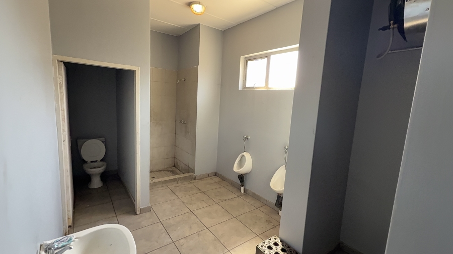 Commercial Property for Sale in Driehoek Gauteng
