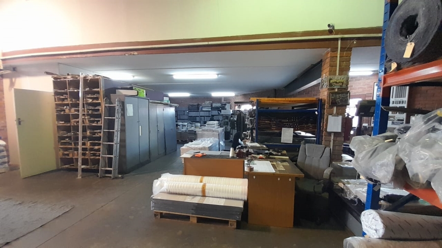 To Let commercial Property for Rent in Rooihuiskraal Gauteng