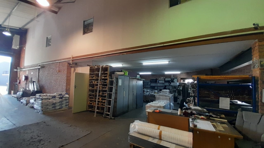 To Let commercial Property for Rent in Rooihuiskraal Gauteng