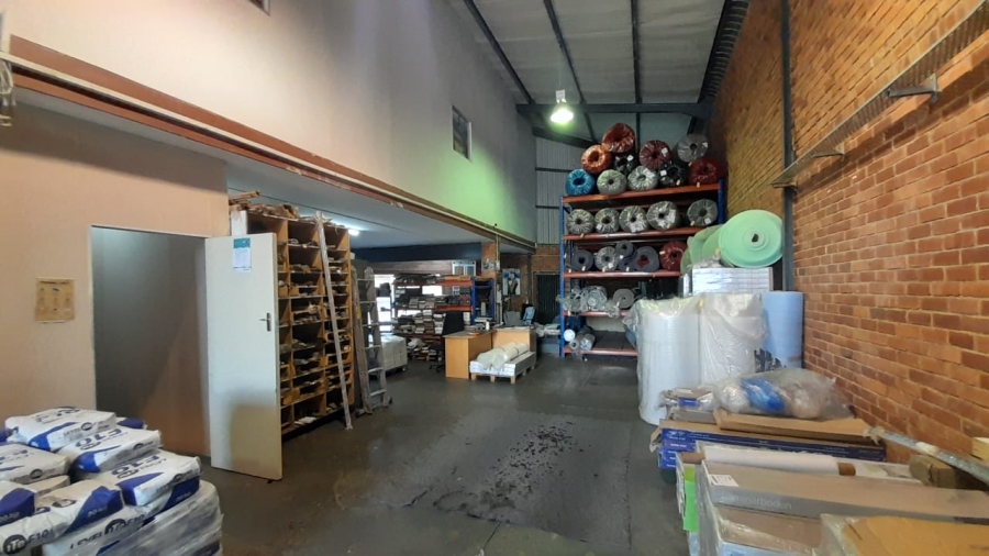 To Let commercial Property for Rent in Rooihuiskraal Gauteng