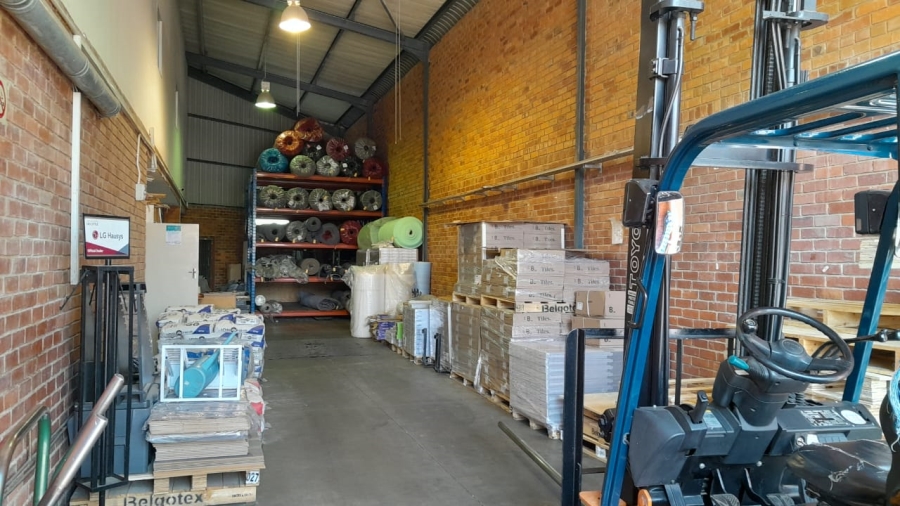 To Let commercial Property for Rent in Rooihuiskraal Gauteng