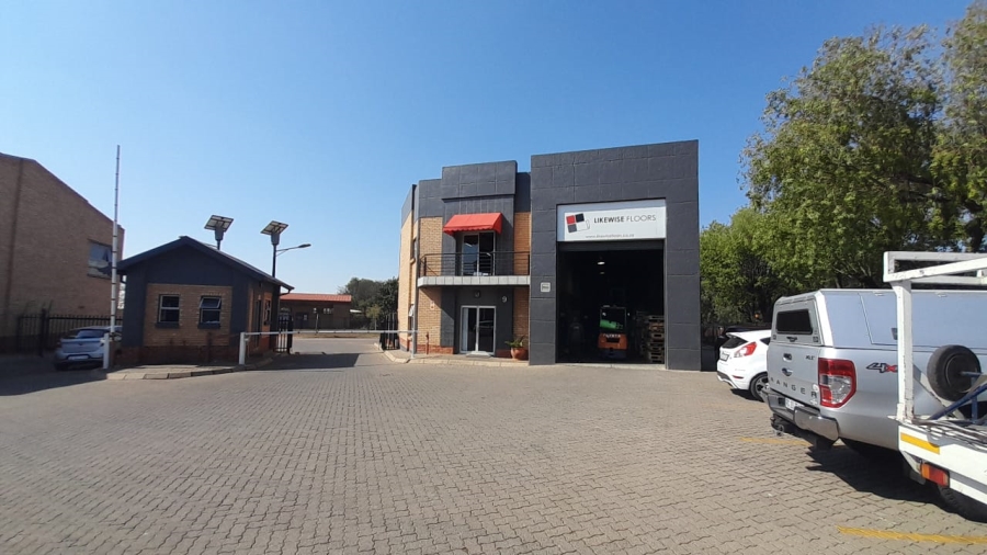 To Let commercial Property for Rent in Rooihuiskraal Gauteng