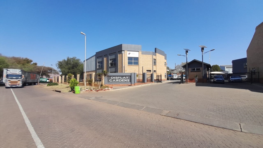 To Let commercial Property for Rent in Rooihuiskraal Gauteng