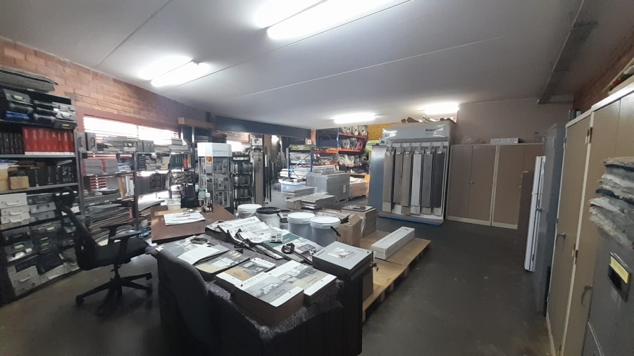 To Let commercial Property for Rent in Rooihuiskraal Gauteng