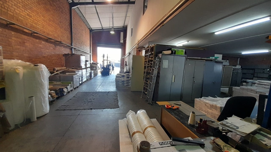 To Let commercial Property for Rent in Rooihuiskraal Gauteng