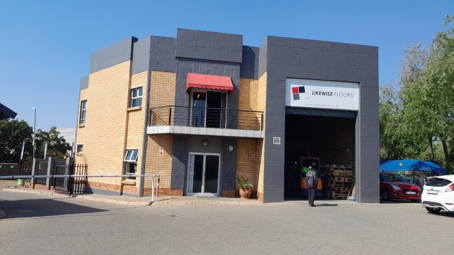 To Let commercial Property for Rent in Rooihuiskraal Gauteng
