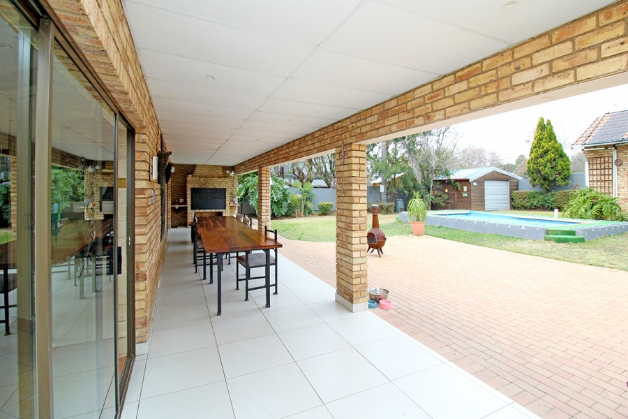 5 Bedroom Property for Sale in Thornhill Estate Gauteng