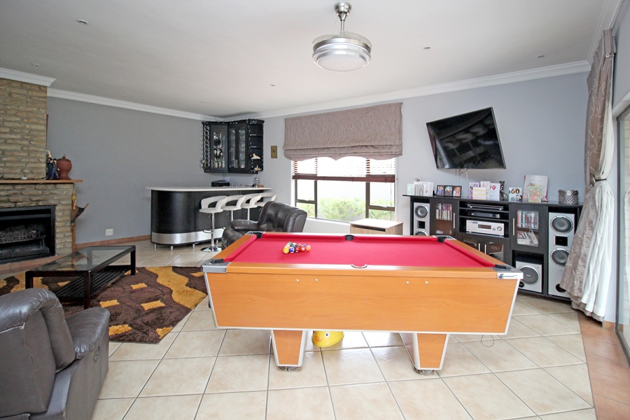 5 Bedroom Property for Sale in Thornhill Estate Gauteng