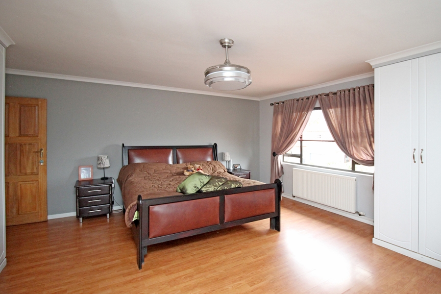 5 Bedroom Property for Sale in Thornhill Estate Gauteng