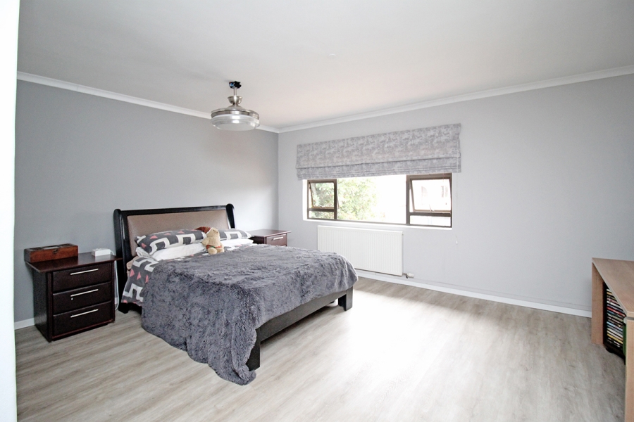 5 Bedroom Property for Sale in Thornhill Estate Gauteng
