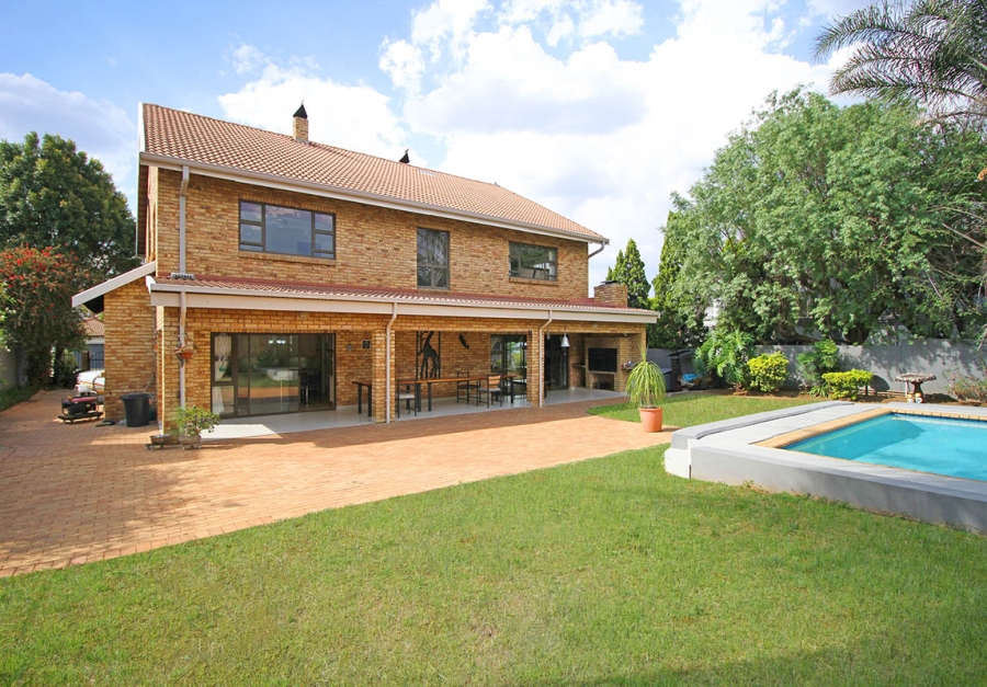 5 Bedroom Property for Sale in Thornhill Estate Gauteng