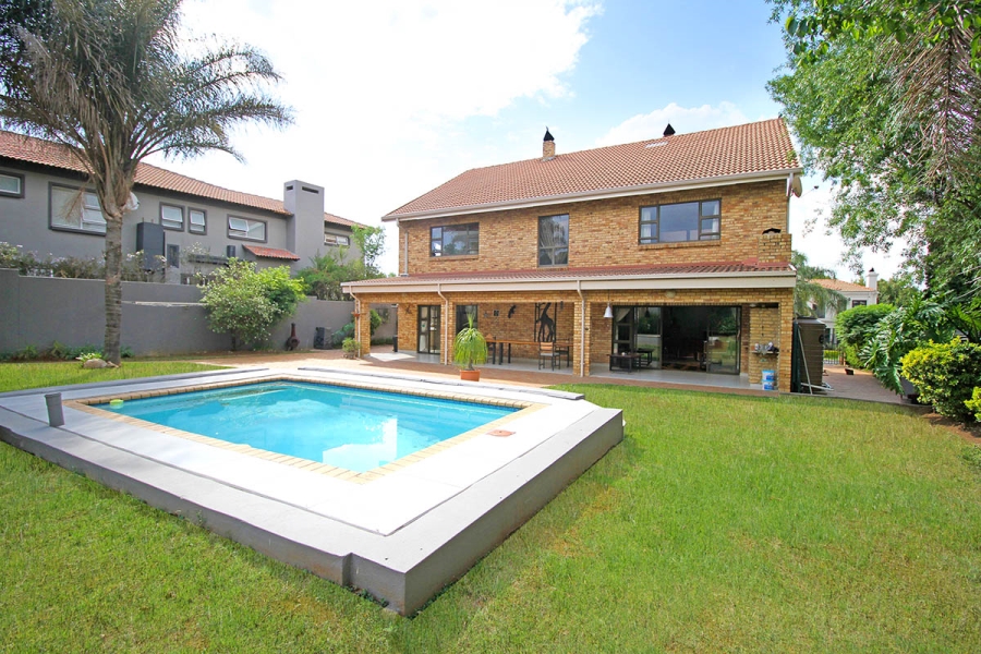 5 Bedroom Property for Sale in Thornhill Estate Gauteng