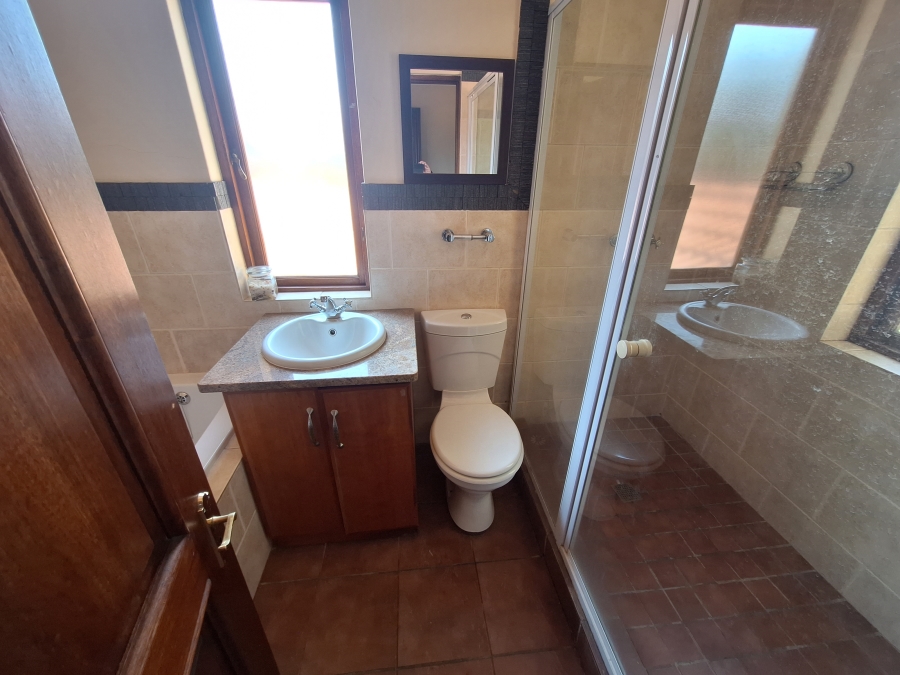 To Let 3 Bedroom Property for Rent in Equestria Gauteng
