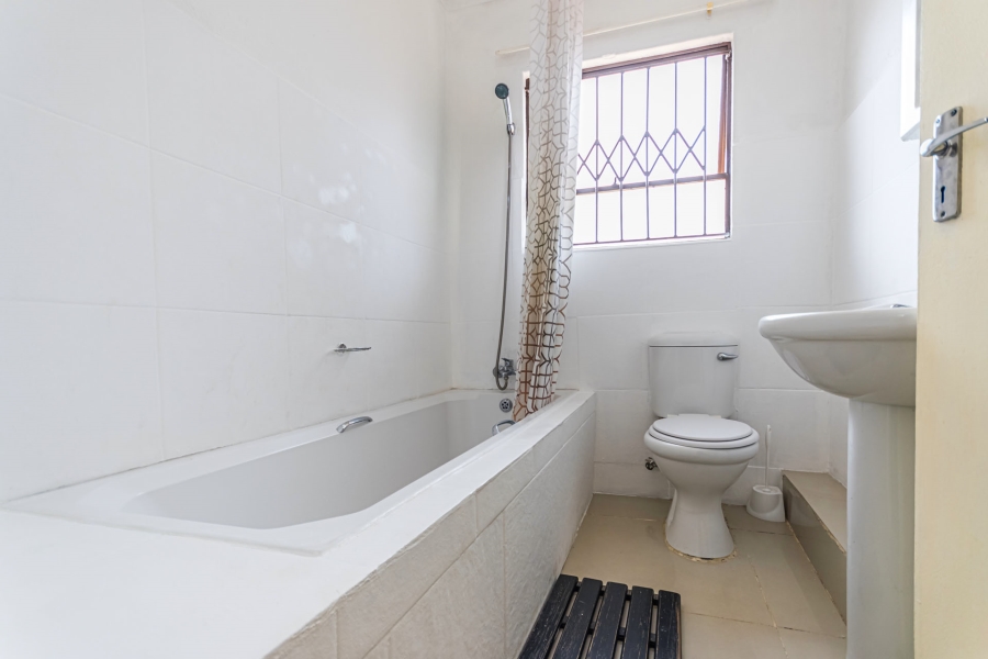3 Bedroom Property for Sale in Cosmo City Gauteng
