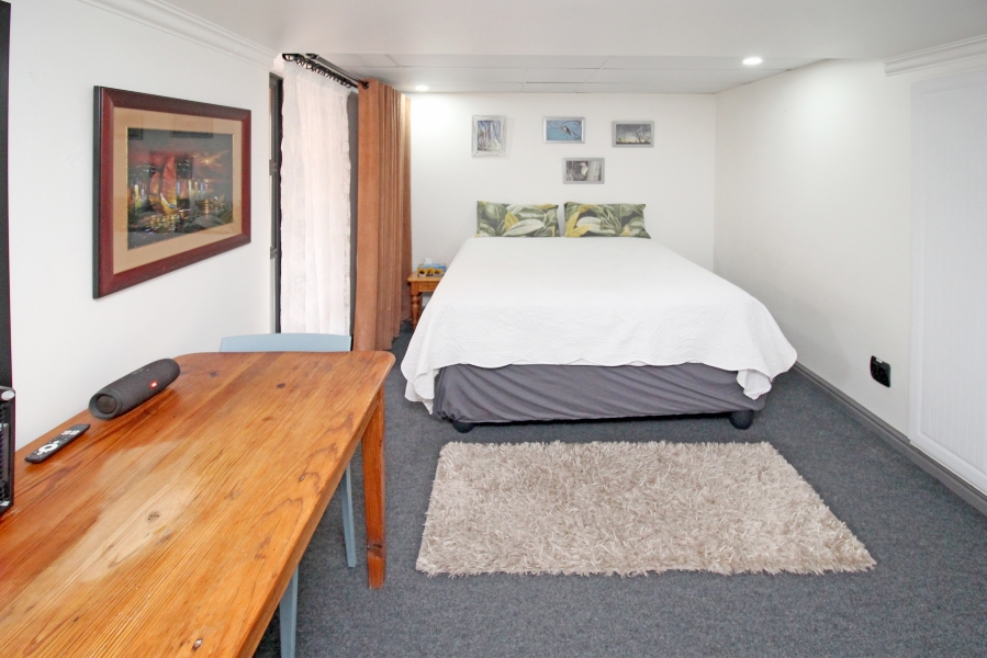 To Let 2 Bedroom Property for Rent in Sunninghill Gauteng
