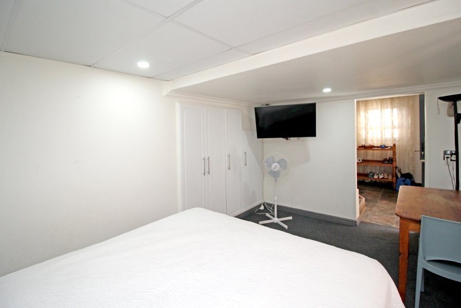 To Let 2 Bedroom Property for Rent in Sunninghill Gauteng