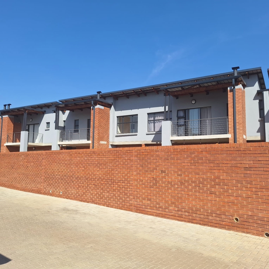 3 Bedroom Property for Sale in Sinoville Gauteng