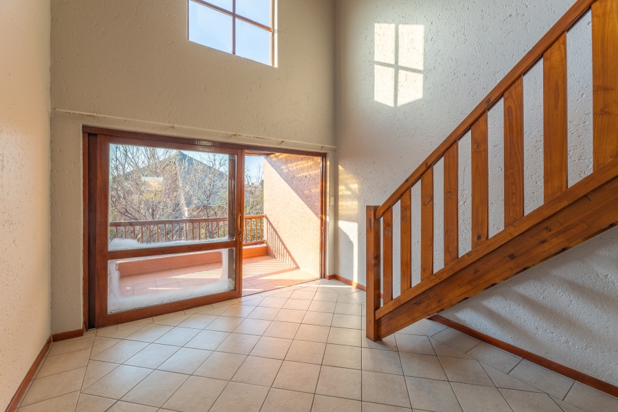 2 Bedroom Property for Sale in Sunninghill Gauteng