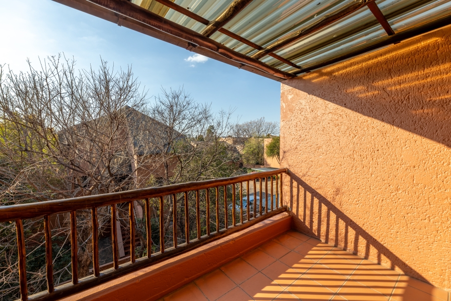2 Bedroom Property for Sale in Sunninghill Gauteng