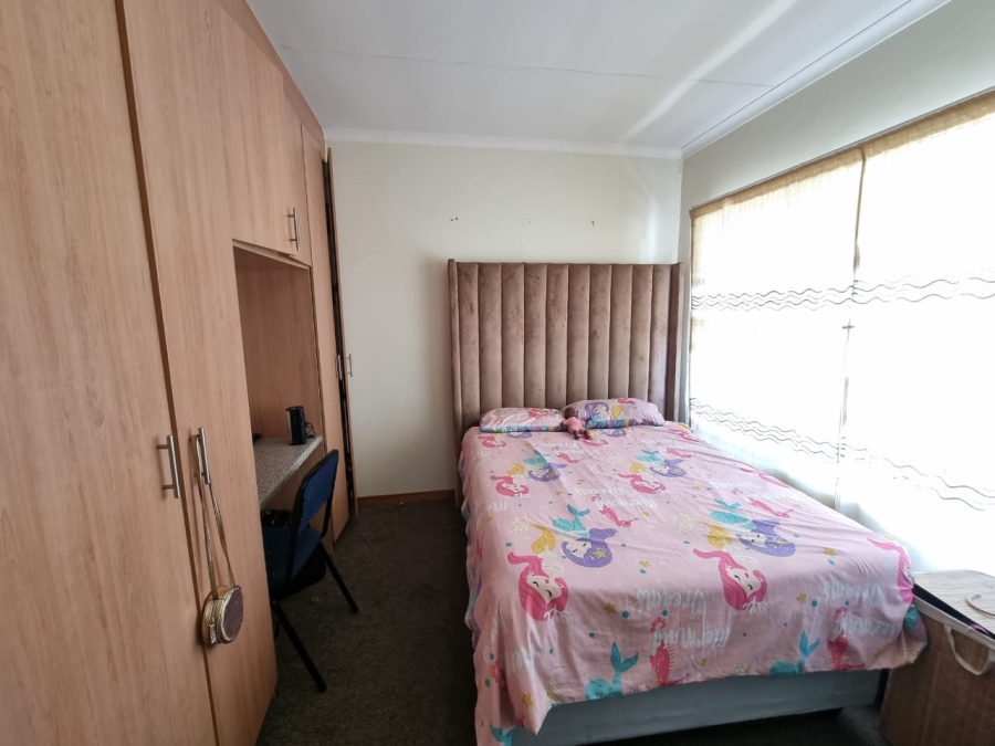2 Bedroom Property for Sale in Vanderbijlpark SE 4 Gauteng