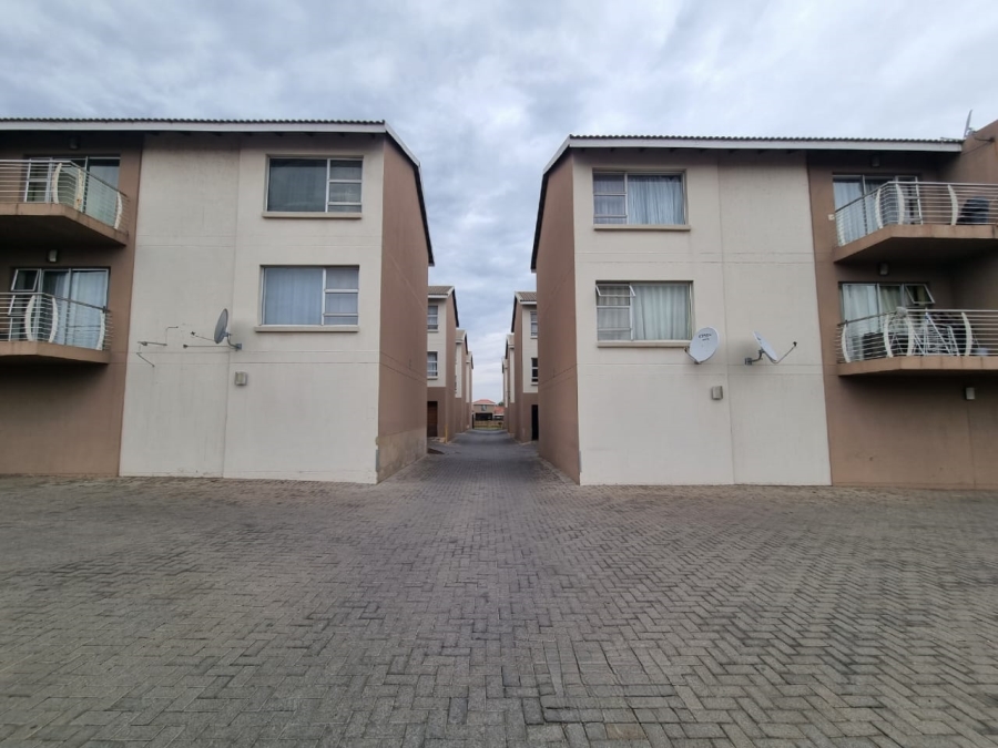 2 Bedroom Property for Sale in Vanderbijlpark SE 4 Gauteng