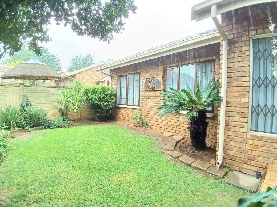 2 Bedroom Property for Sale in Vanderbijlpark SE Gauteng