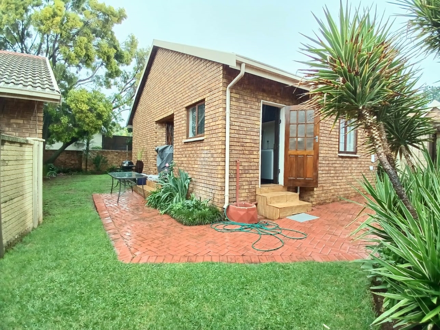 2 Bedroom Property for Sale in Vanderbijlpark SE Gauteng