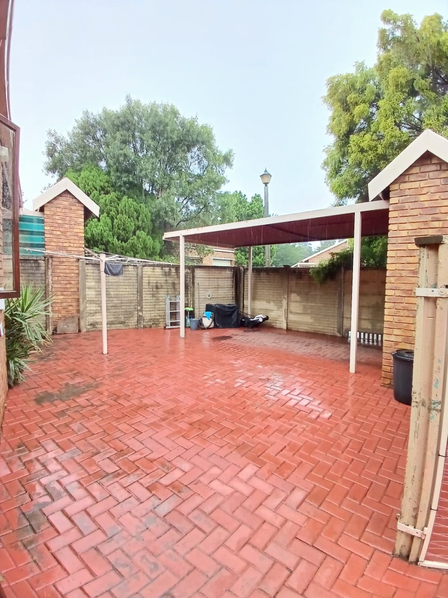 2 Bedroom Property for Sale in Vanderbijlpark SE Gauteng