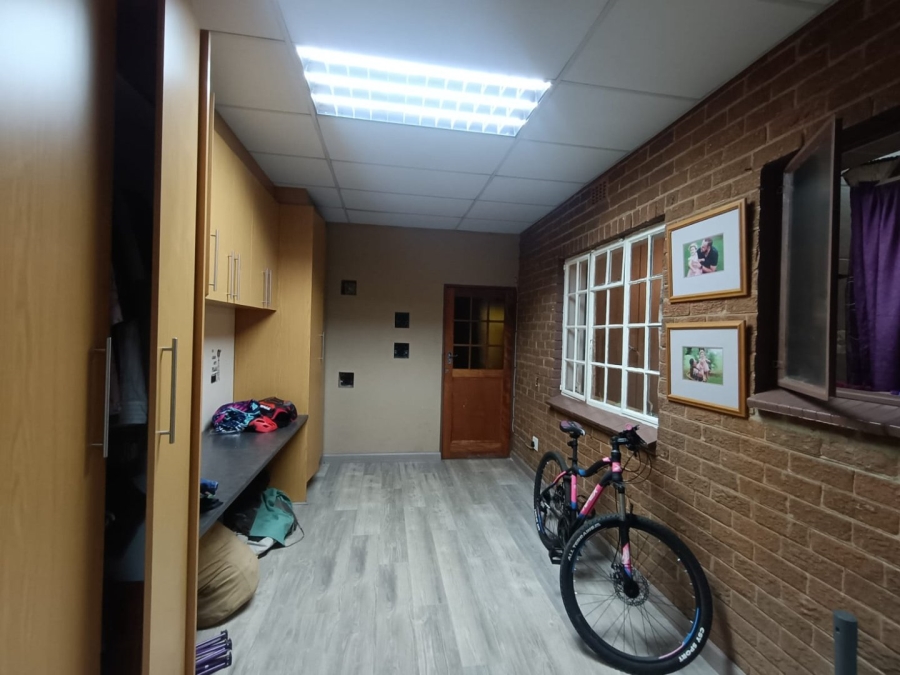 4 Bedroom Property for Sale in Vanderbijlpark SE 1 Gauteng