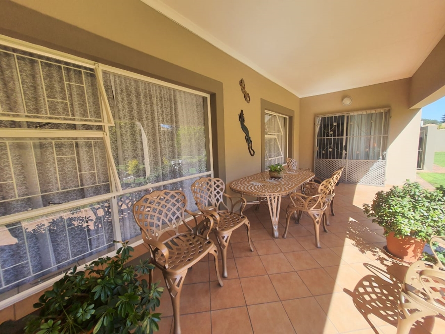 3 Bedroom Property for Sale in Vanderbijlpark SE 2 Gauteng