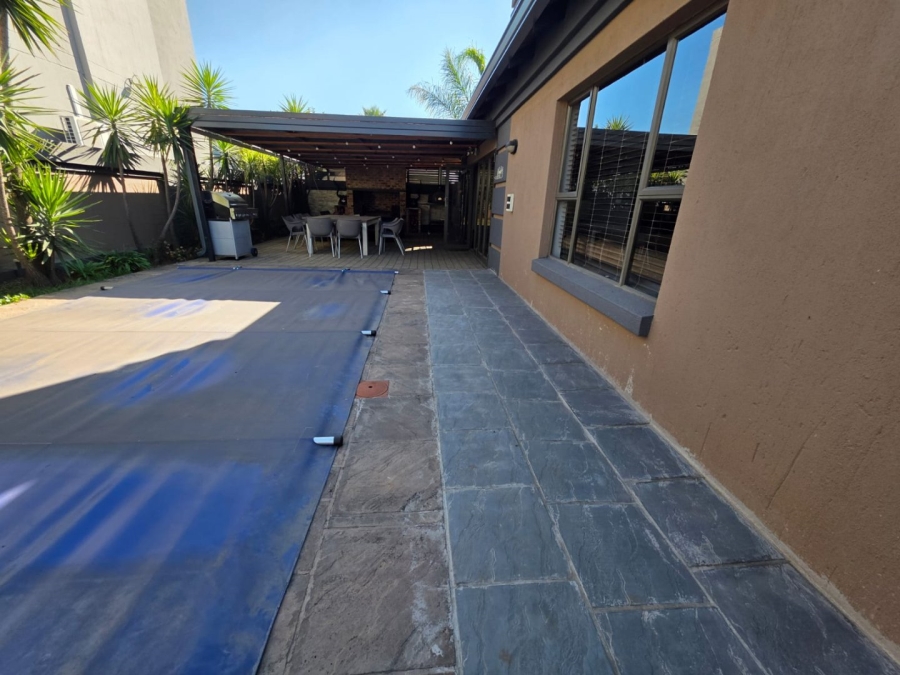 4 Bedroom Property for Sale in Vanderbijlpark SE 8 Gauteng