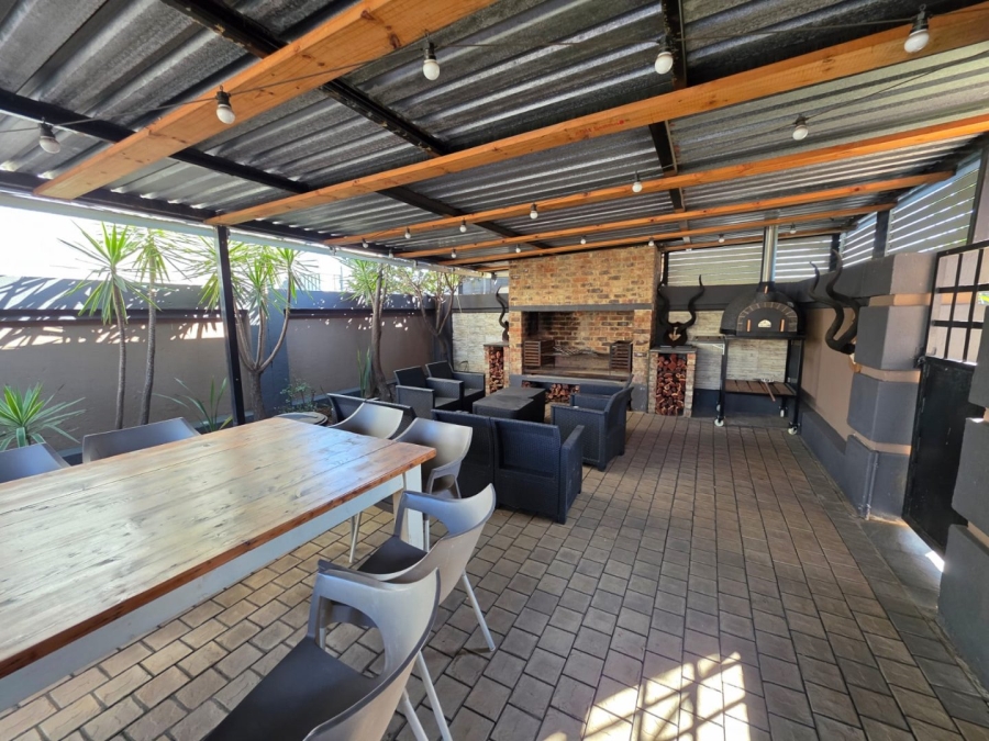 4 Bedroom Property for Sale in Vanderbijlpark SE 8 Gauteng