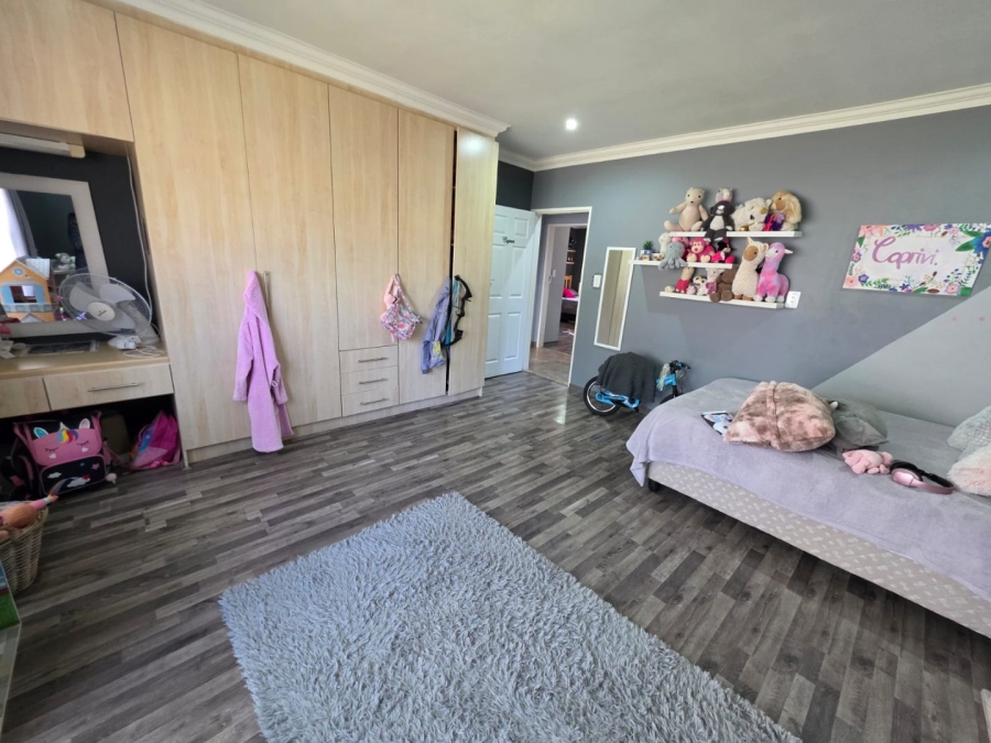 4 Bedroom Property for Sale in Vanderbijlpark SE 8 Gauteng