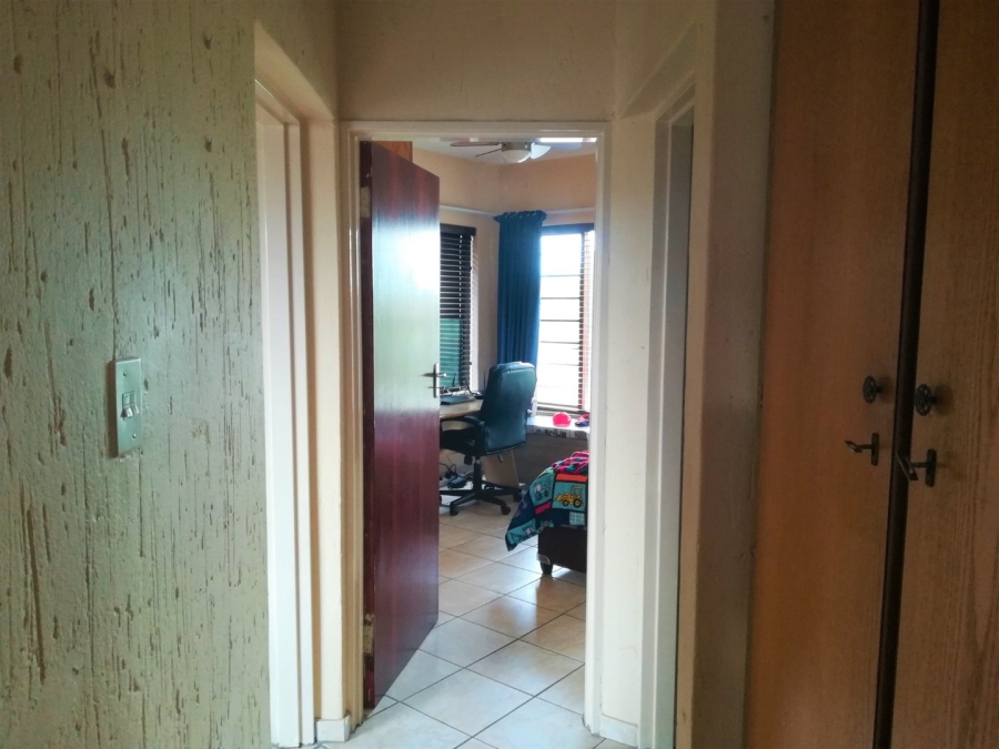 2 Bedroom Property for Sale in Vanderbijlpark SE 2 Gauteng