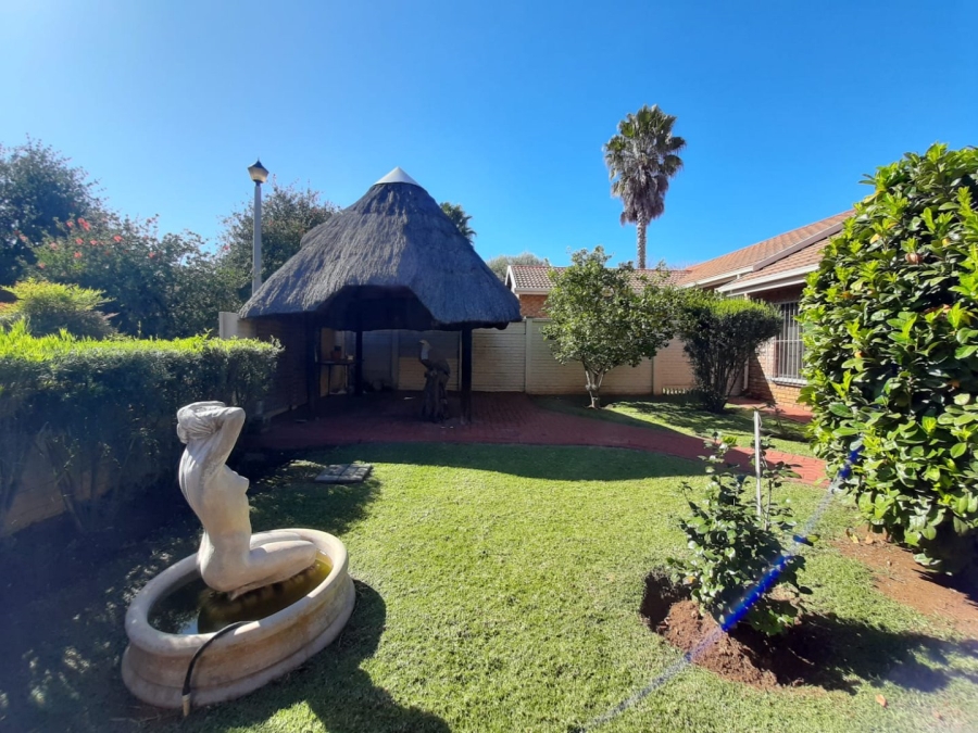 2 Bedroom Property for Sale in Vanderbijlpark SE Gauteng