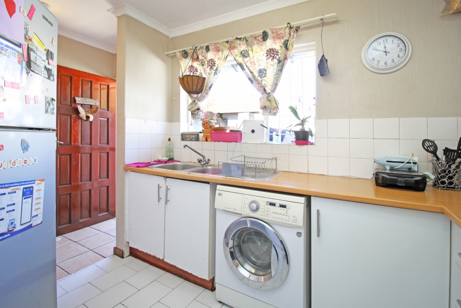 2 Bedroom Property for Sale in Northwold Gauteng