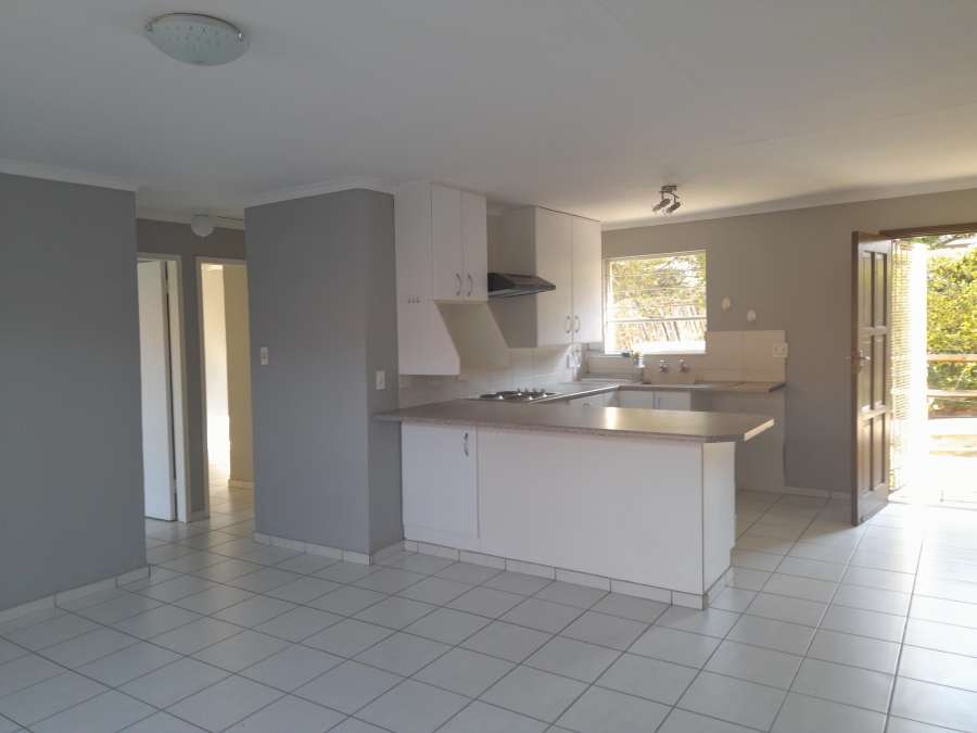 To Let 2 Bedroom Property for Rent in Magaliessig Gauteng