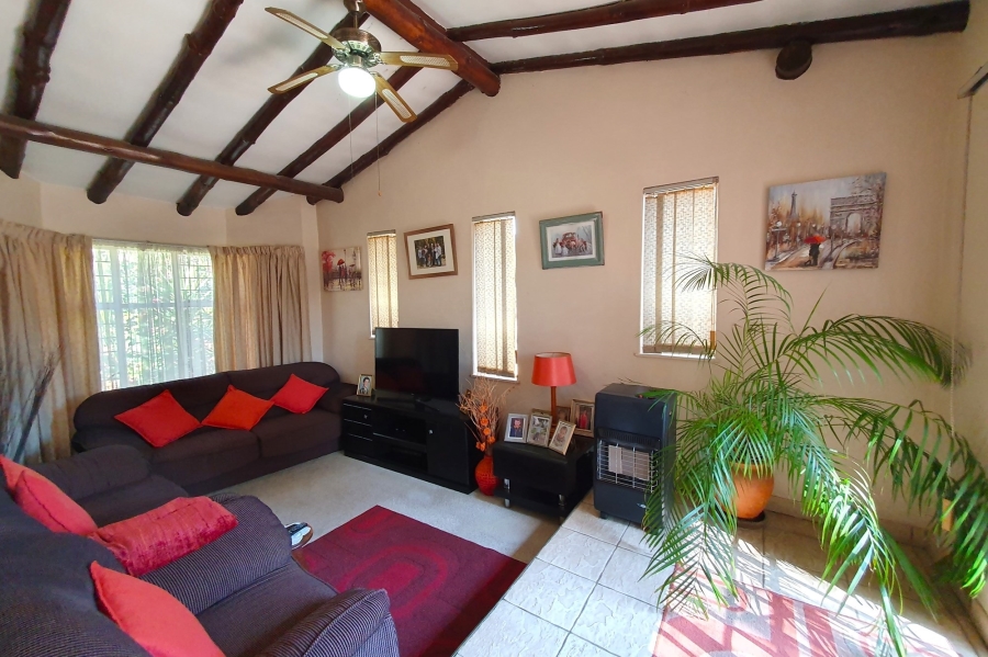 3 Bedroom Property for Sale in Doringkloof Gauteng