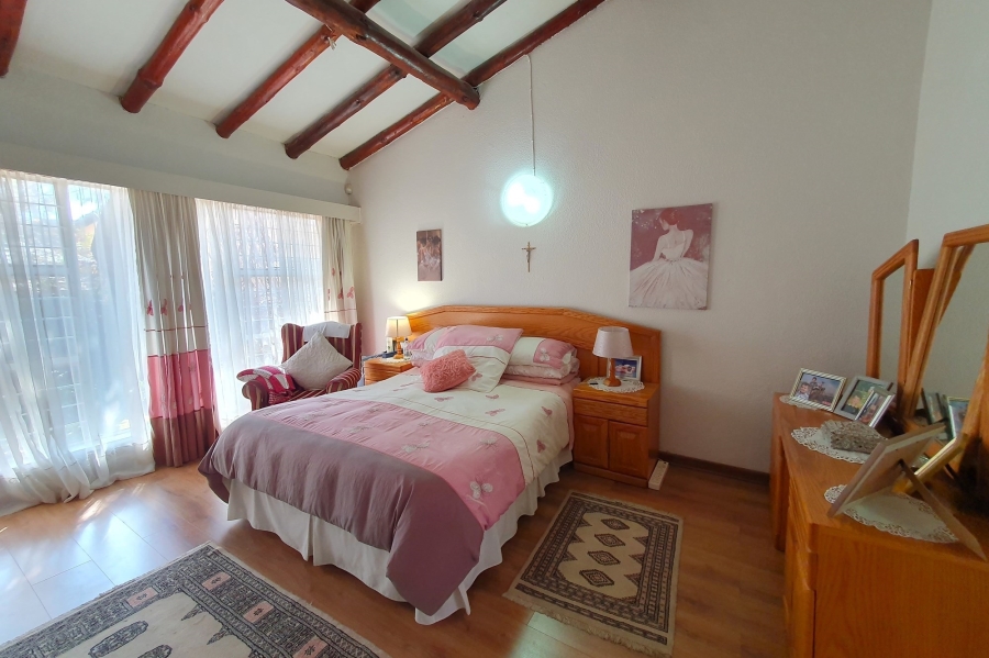3 Bedroom Property for Sale in Doringkloof Gauteng