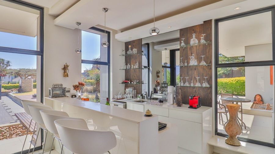 5 Bedroom Property for Sale in Blue Hills Equestrian Estate Gauteng