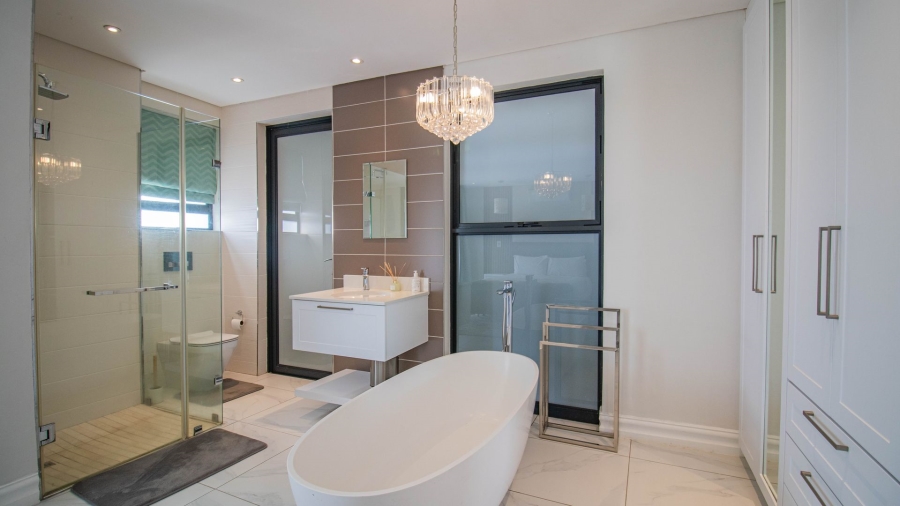 5 Bedroom Property for Sale in Blue Hills Equestrian Estate Gauteng
