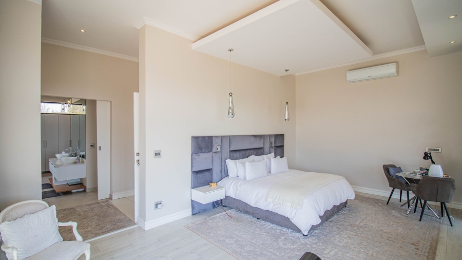 5 Bedroom Property for Sale in Blue Hills Equestrian Estate Gauteng