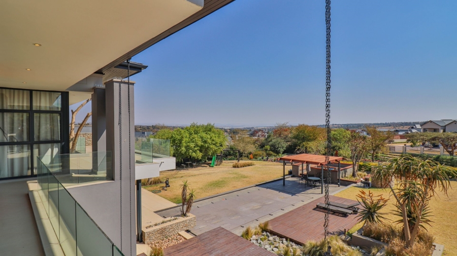 5 Bedroom Property for Sale in Blue Hills Equestrian Estate Gauteng