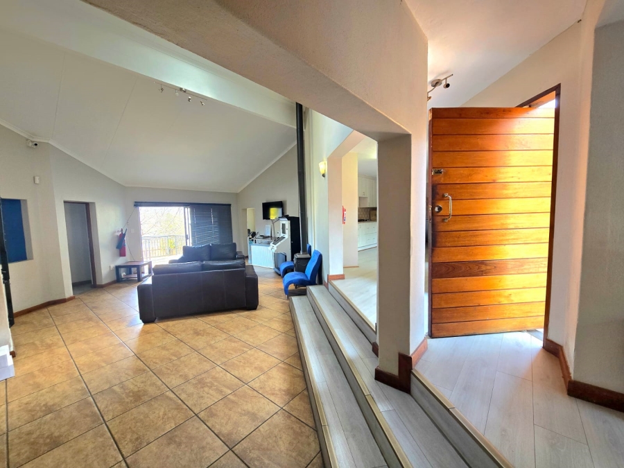 5 Bedroom Property for Sale in Zwartkop Gauteng