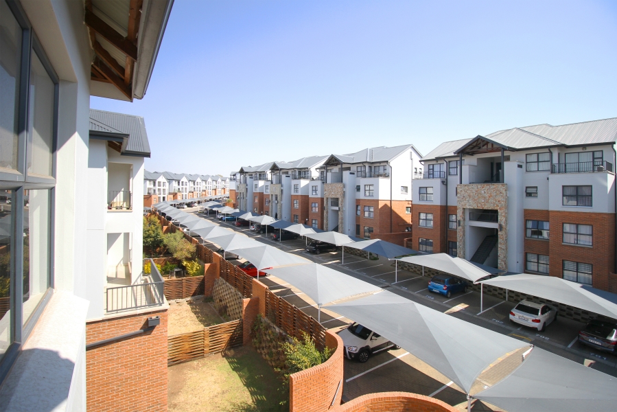 1 Bedroom Property for Sale in Olivedale Gauteng