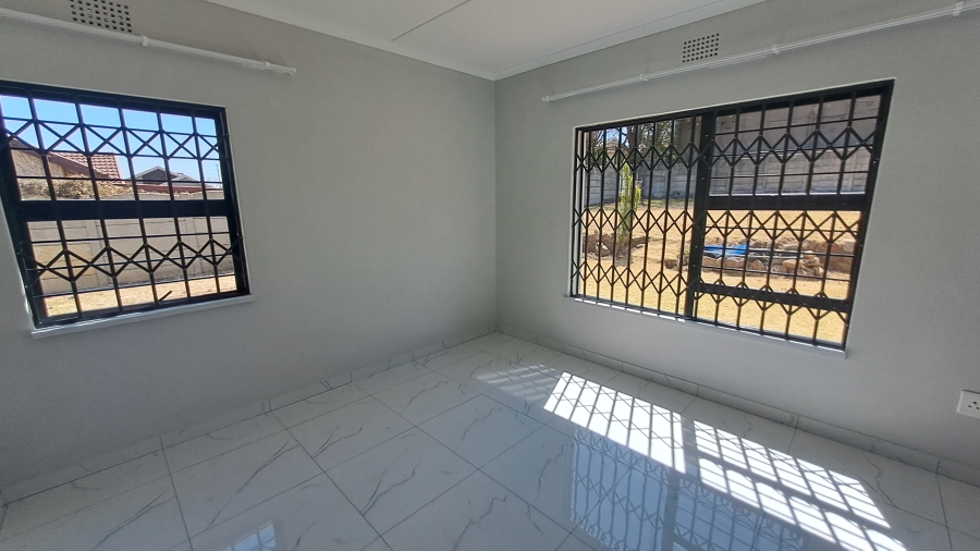 To Let 6 Bedroom Property for Rent in Horison Gauteng