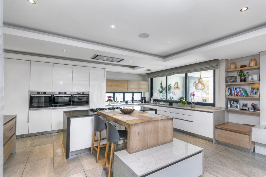 4 Bedroom Property for Sale in Waterfall Country Estate Gauteng